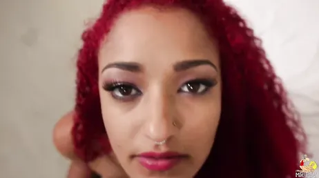 Daisy Ducati, mulattrödhårig som knullar stora tuppar i par