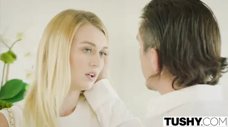 Min ex-flickvän kommer tillbaka till mig så att jag kan knulla henne i rumpan