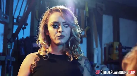 Je gaat ontdekken wat een duivel met een boosaardig gezicht doet