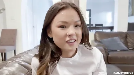Wij Chinese vrouwen zijn niet gewend aan deze gigantische lullen