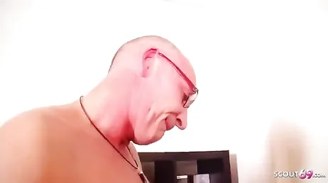 Jag ska förgylla min mans eftermiddag
