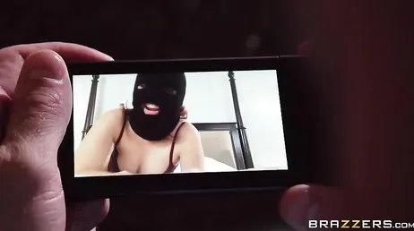 He catches his stepsister showing her pussy on webcam and fucks her