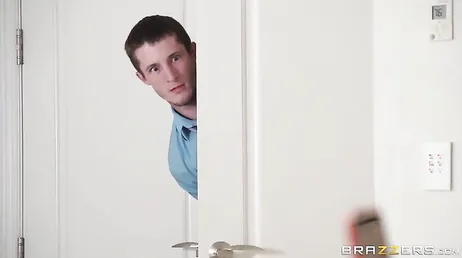 He catches his stepsister showing her pussy on webcam and fucks her