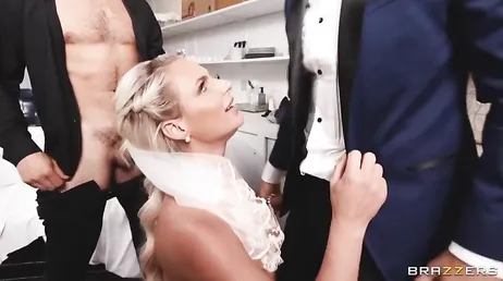 Ele não espera nada, acabou de se casar e já está namorando o cunhado