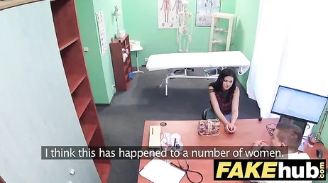 Jag blir rik på videorna jag spelar in på vårdcentralskonsultationen
