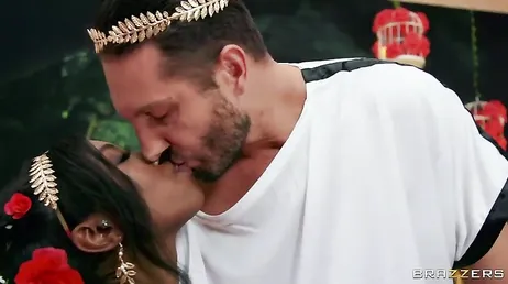 I teaterklassen har vi återskapat det antika Rom och vi har gjort en bacchanal