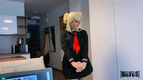 Ik ontmoet een tante en zij komt verkleed als anime
