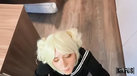 Ik ontmoet een tante en zij komt verkleed als anime