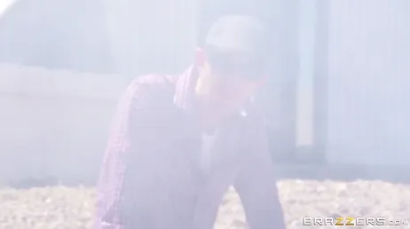 Mi ha lasciato la figa in fiamme, difficilmente riuscivo a gestire quel cazzo!