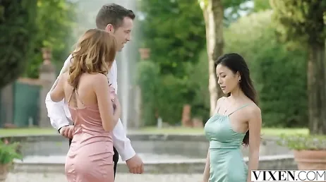 I have money, glamour and I can fuck two babes at the same time