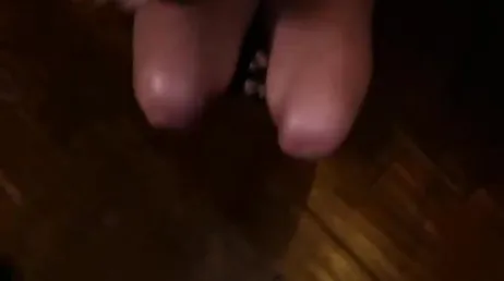 Pappa lät mig smaka på din feta kuk och din mjölk, jag ser fram emot det