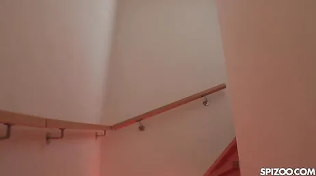 Comme j'aime baiser avec mon frère, je gicle à chaque fois qu'il me le met en moi