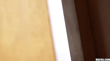 Ma sœur aînée est toujours très accommodante