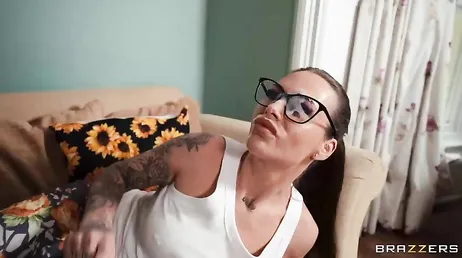 Avere Danny D come marito deve essere una tortura