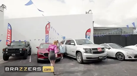 Eles brigam por me chupar, droga como são esses dois amigos