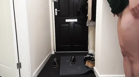 I push my girlfriend to open the door and fuck the delivery guy.