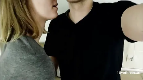 Anche un bel pompino fatto con amore e affetto è il massimo, non è vero?