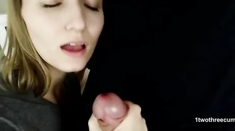 Anche un bel pompino fatto con amore e affetto è il massimo, non è vero?