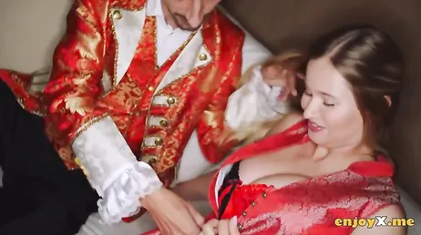 Ele não se perdoa por comer a buceta da namorada antes de transar.