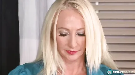 The head of accounting goes down to the warehouse looking for cock: what a slut she is!!