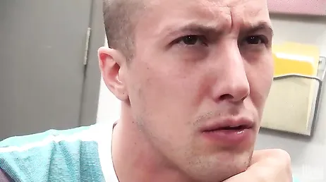 Estoy cansada de lo mal que te portas en clase: come coño y calla