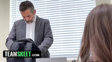 The work meeting with the boss ends in a free xxx threesome