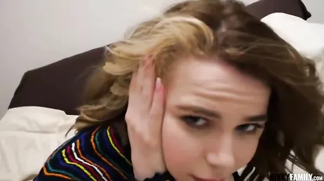 Il a passé tout son samedi à baiser à la maison avec sa nouvelle copine : quel crétin !!