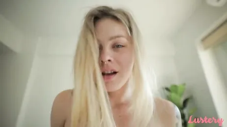 Hot amateur couple spends the day in bed fucking and watching TV