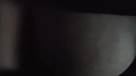 En främling närmar sig henne på gatan och hon ger honom oralsex och låter honom knulla henne.