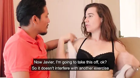 La psicologa no puede evitar tirarse encima del paciente: menudo culo tiene !!