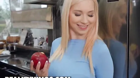 Min systers pojkvän stoppar handen innanför mina leggings... vad snyggt!