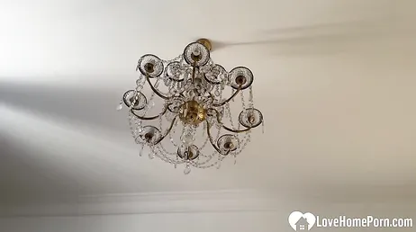 Anda, deja un poco de leer y ven a mamarme la polla ... qué lo estas deseando