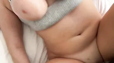 Menudo culazo tiene mi prima cuando se queda dormida en casa: ufff tremendo