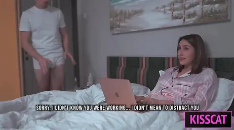 Caliente pareja amateur se buscan constantemente para pajearse y follar