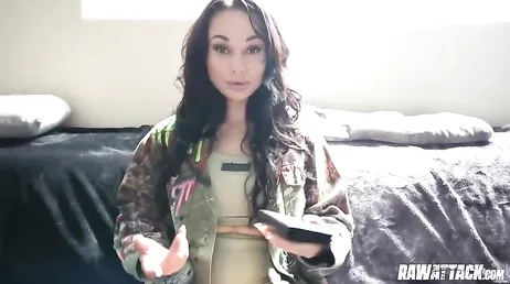 Esta deseando que su novio vuelva a casa para follar: video porno POV