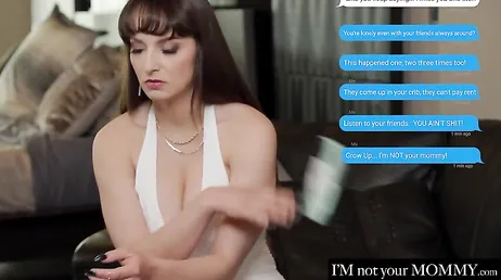 Su madrastra es una mamadora de polla increible: y tiene ganas de hacerlo !!