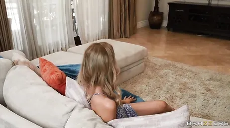 Conozco por fin al novio de mi hija ... menudas ganas de comerme su rabo duro